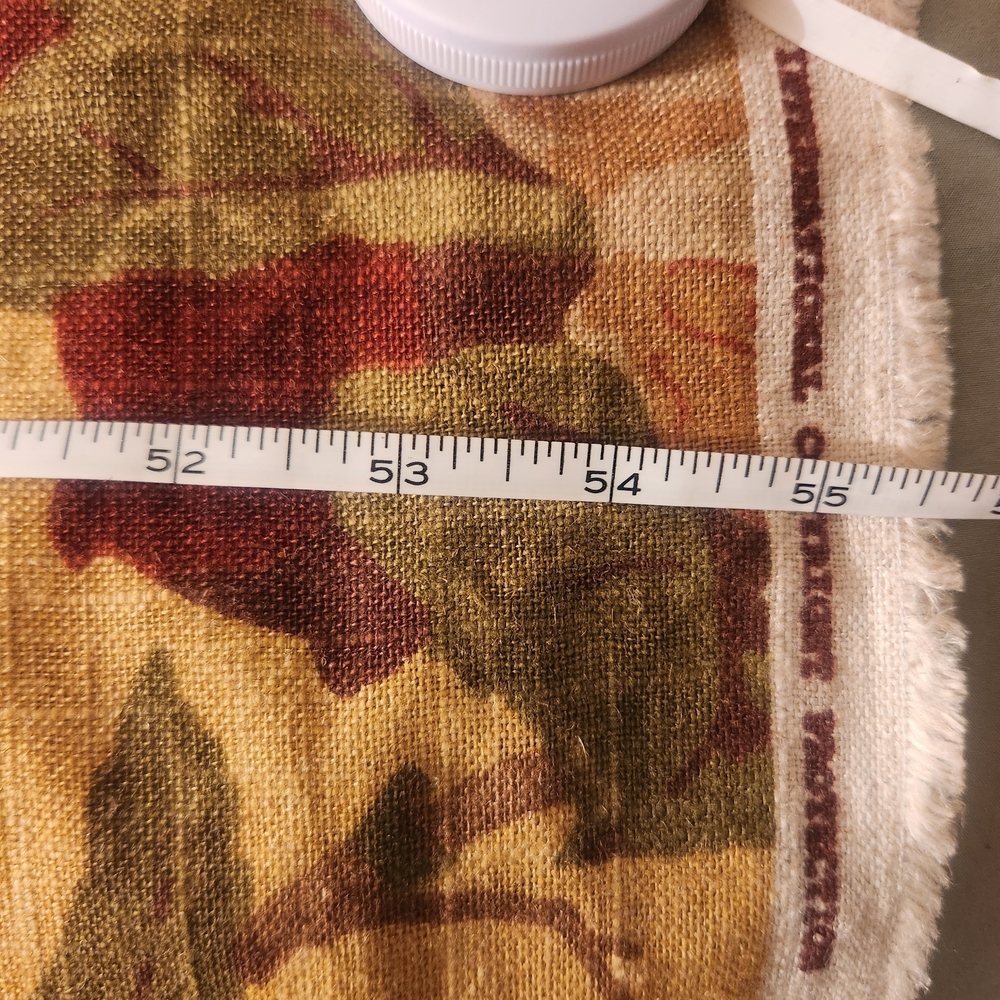 Floral Patterned Heavy Linen Fabric in Red, Green and Yellow. - Picture 4 of 14